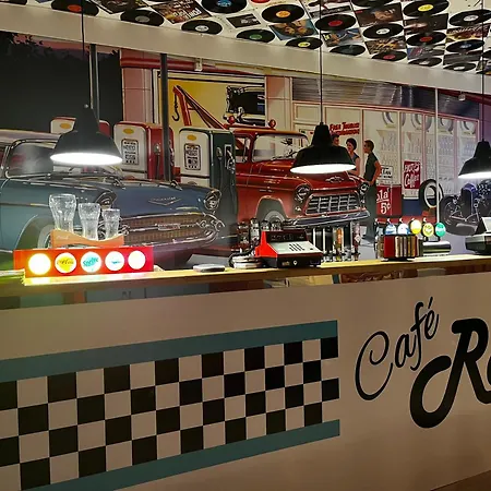 Cafe Retro Brons Skaerbaek